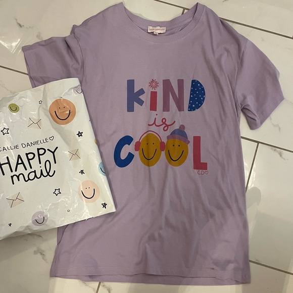 Lavender Graphic Tee - Picture 2 of 3